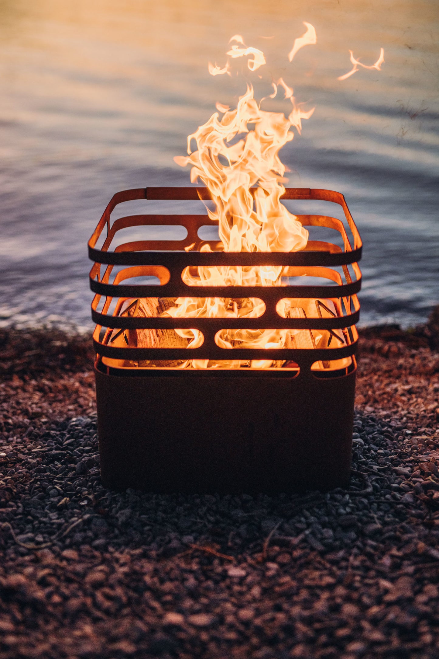 CUBE Fire Basket